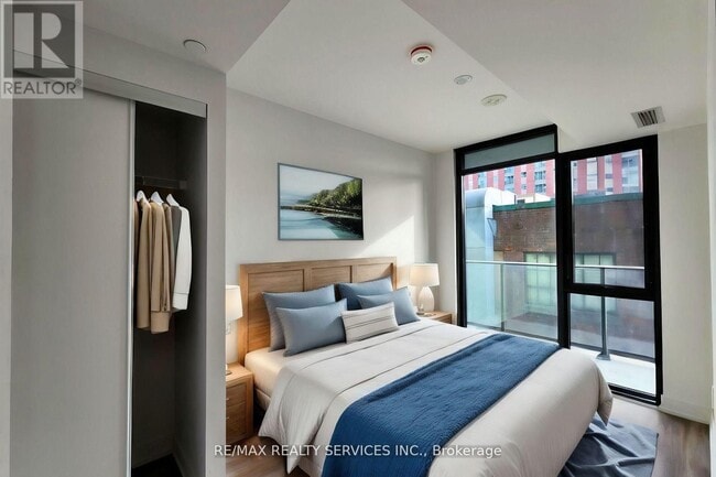 Photo du bâtiment - 1 Jarvis St