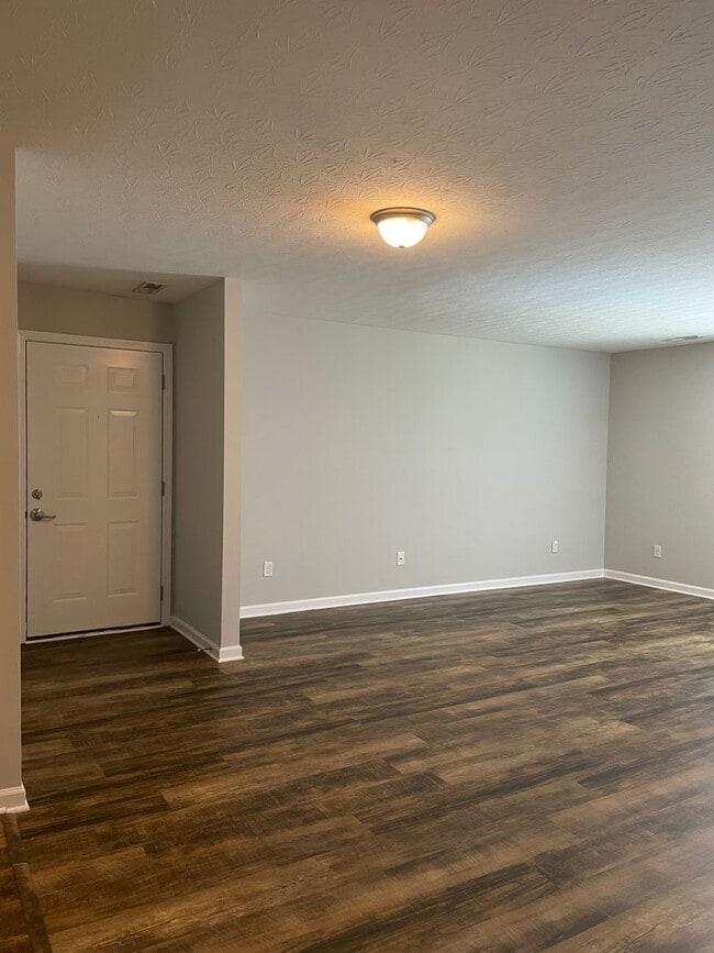 Building Photo - Upper Stone Apartments