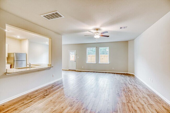 Foto del edificio - 8212 Sunberry Shadow Dr