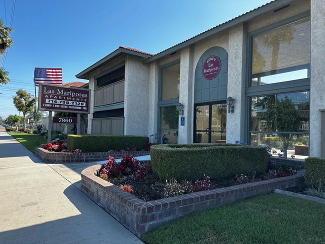 Building Photo - Las Mariposas Apartments