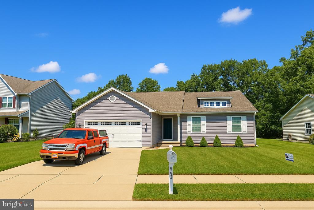 Foto principal - 270 Waterway Dr