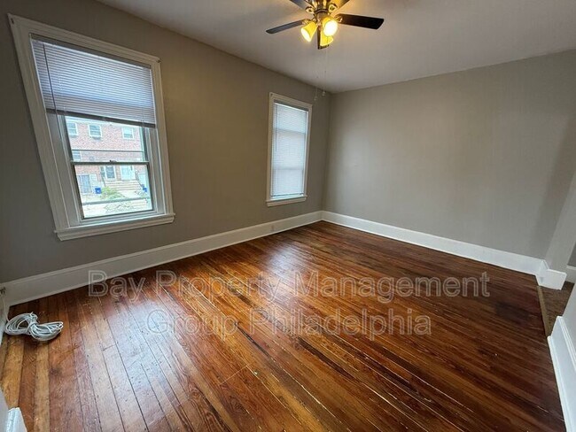 Building Photo - 224 Sumac St