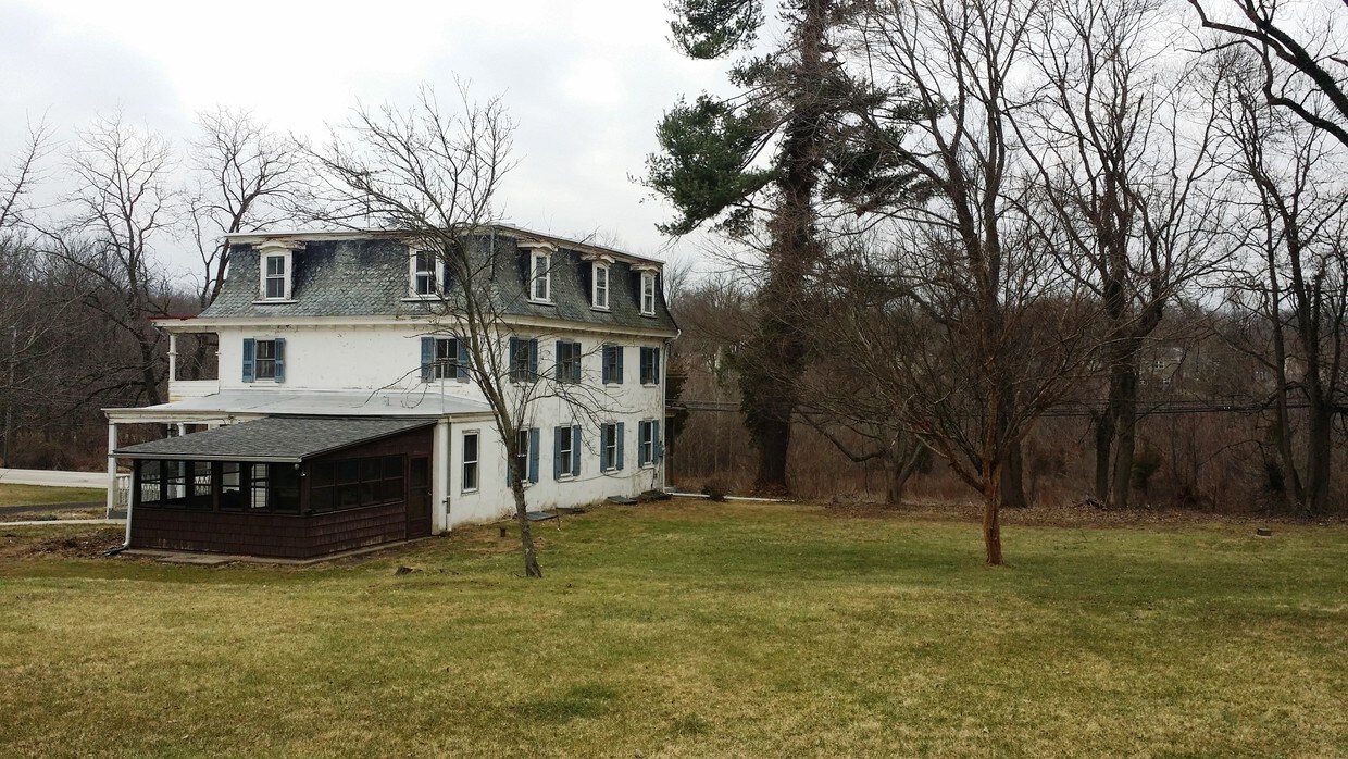 2913 W Skippack Pike, Lansdale, PA 19446 House Rental in Lansdale, PA