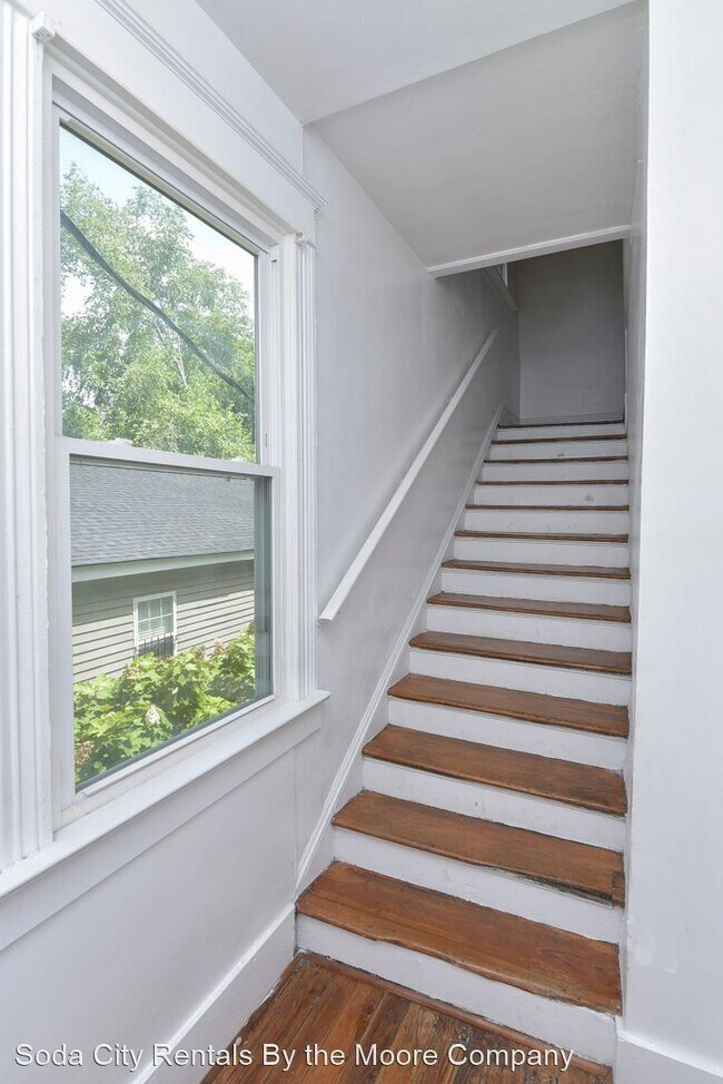 Foto del edificio - 1 br, 1 bath House - 2214 Clark Street