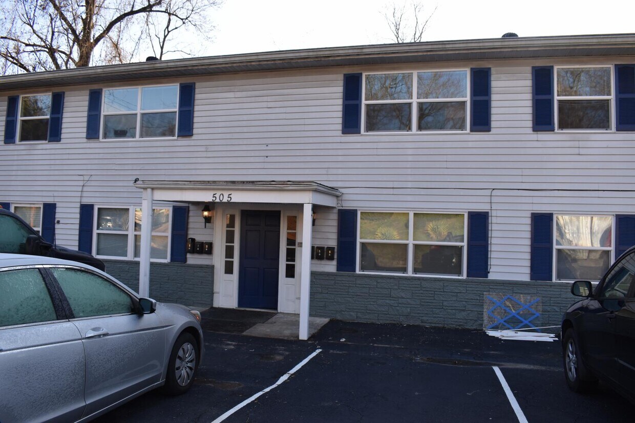 Primary Photo - 505 Stanley Ave
