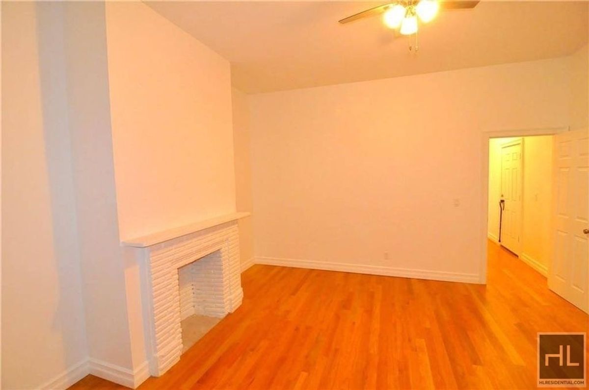 Primary Photo - HENDRIX STREET 4BD/1BA HUGE SPACE