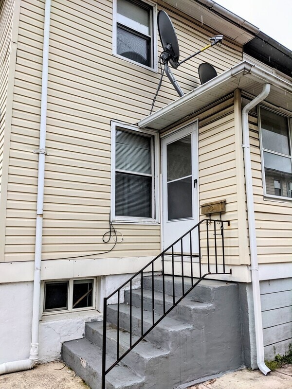 Building Photo - 4101 Grace Ct