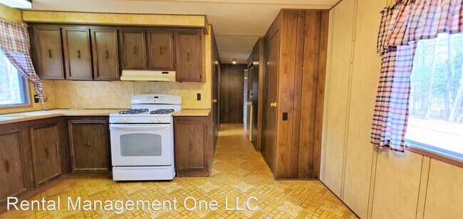 Foto del edificio - 2 br, 1 bath House - 10138 Mud Lake Rd