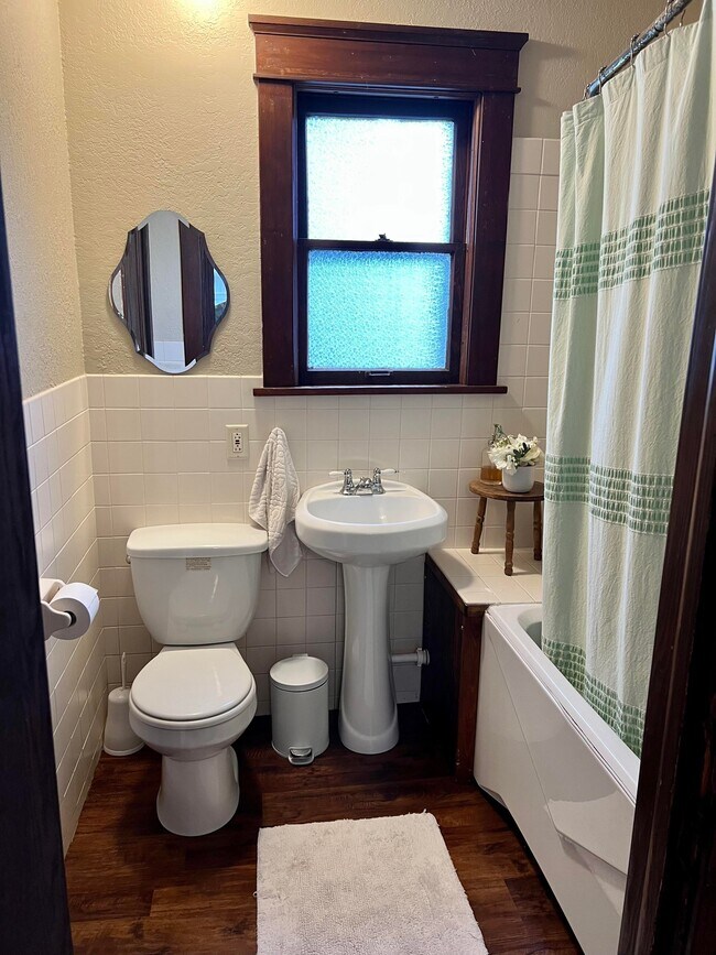 223 E Vernon Ave, Fergus Falls, MN 56537 House Rental in Fergus Falls