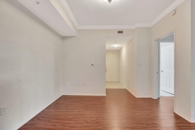 Foto del edificio - 15085 Michelangelo Blvd