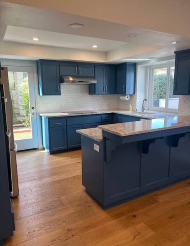 Building Photo - Beautiful Remodeled Home in highly desirable Laguna Lake Neighborhood