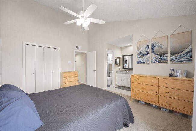 Foto del edificio - 1818 Highbrook Ct