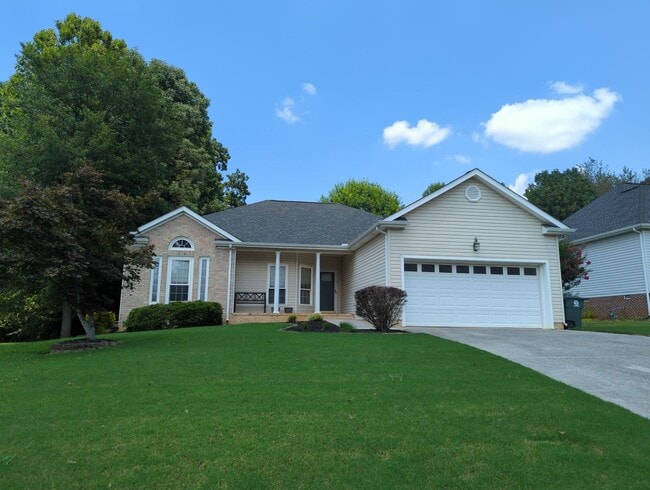 Photo - Nice Neighborhood in East Brainerd House