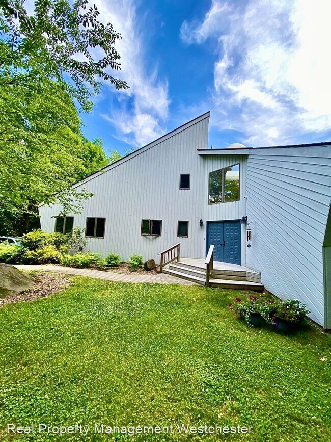 Foto del edificio - 4 br, 3.5 bath House - 44 Powder Horn Road