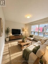 Building Photo - 265 Augusta Ave