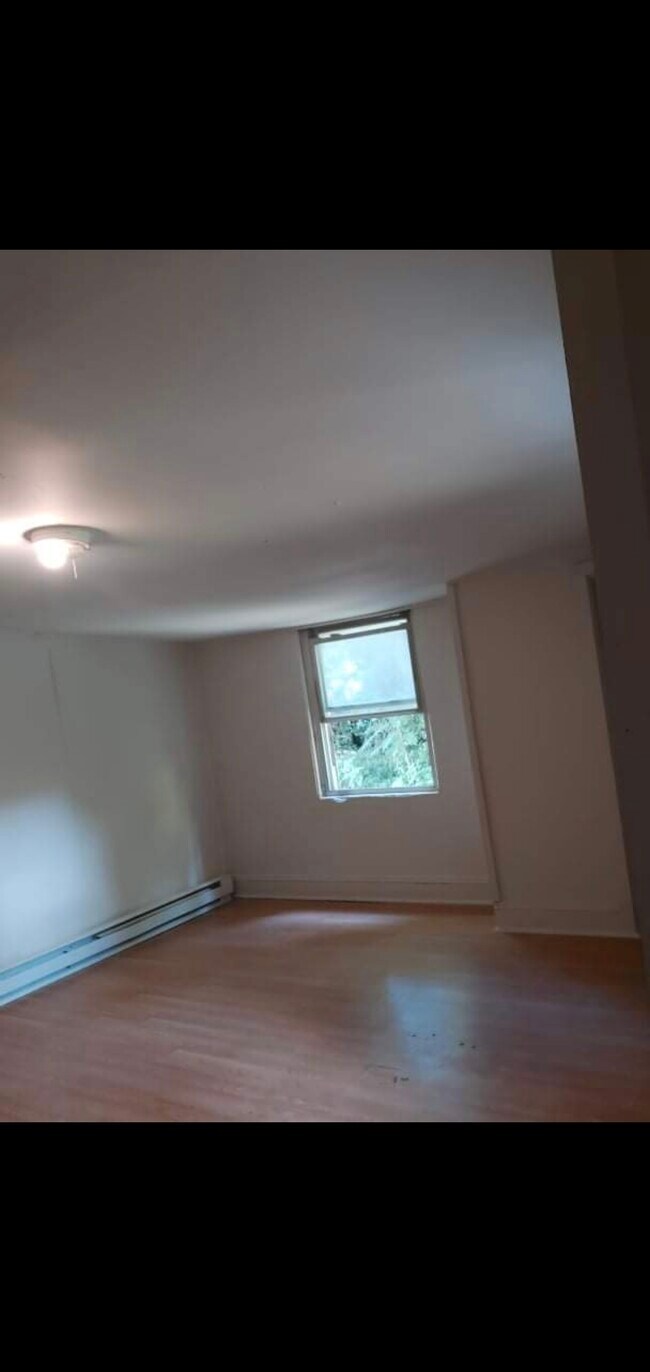 Building Photo - 511 Wailes St