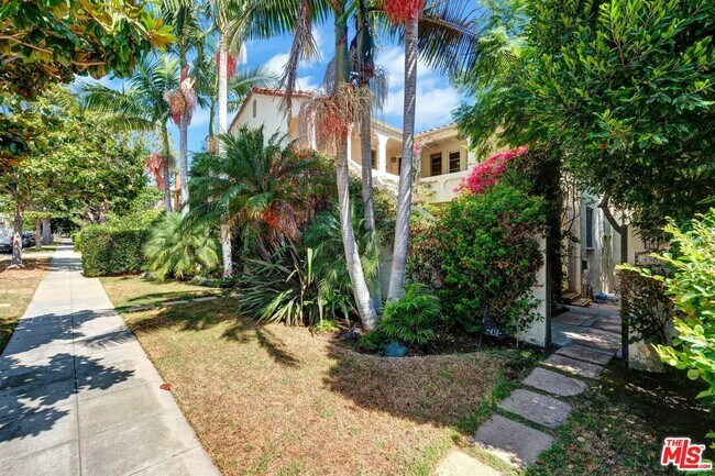 Foto del edificio - 458 Smithwood Dr