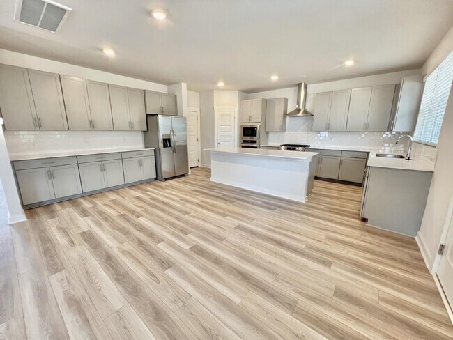 Foto del edificio - 874 Nightingale Ave