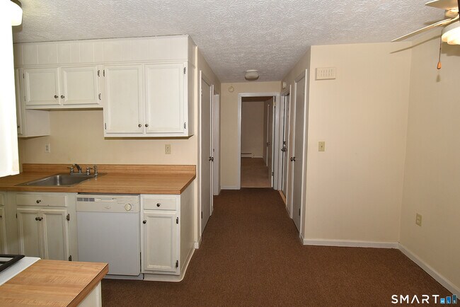 Foto del edificio - 93 Talcott Ave