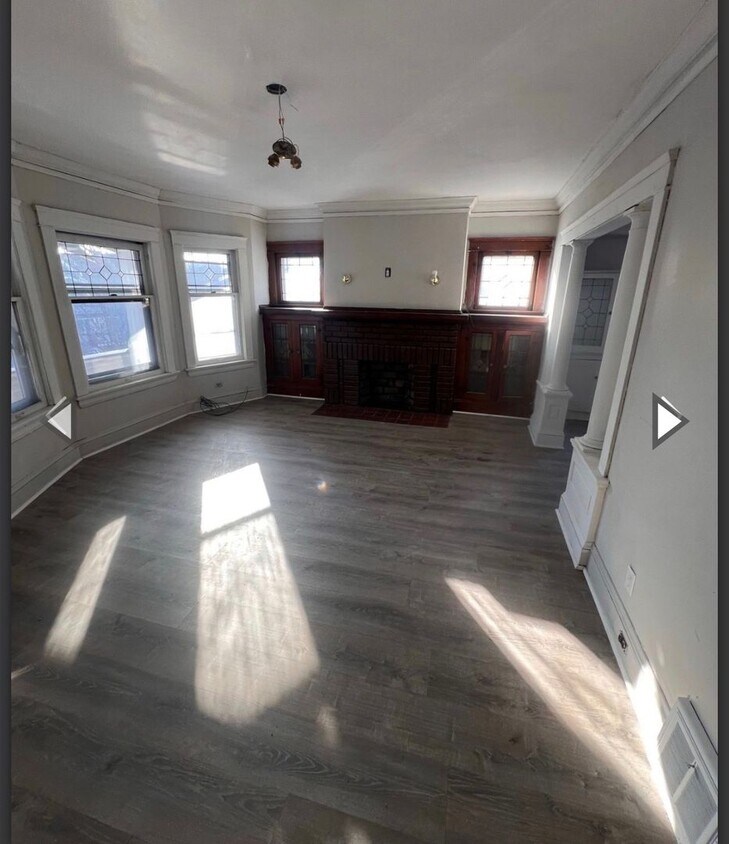 Foto del edificio - 9509 Parkview Ave