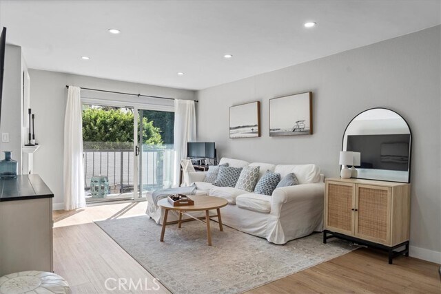 Foto del edificio - 8163 Redlands St