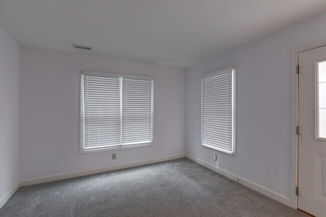 Foto del edificio - 1821 Whittier St