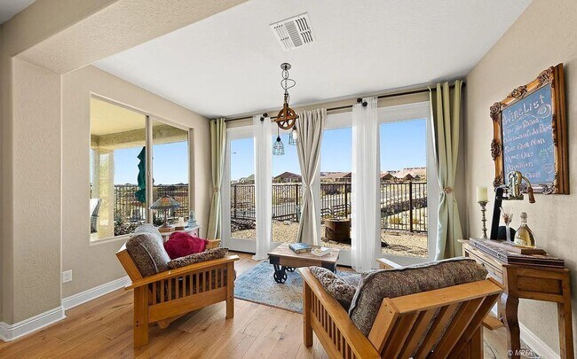 Foto del edificio - Sun City Home!