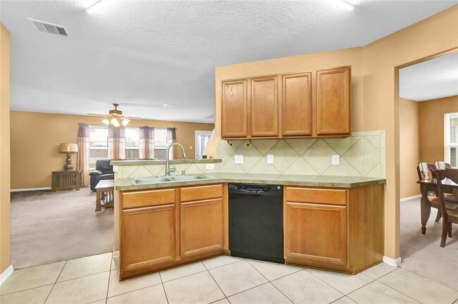 Foto del edificio - 5026 Hickory Burl Ct