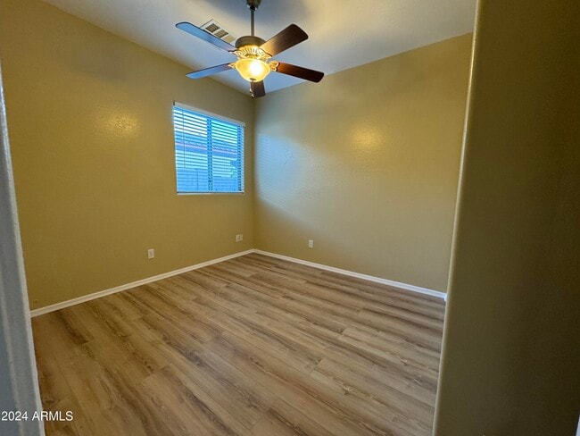 Foto del edificio - 2524 W Fawn Dr