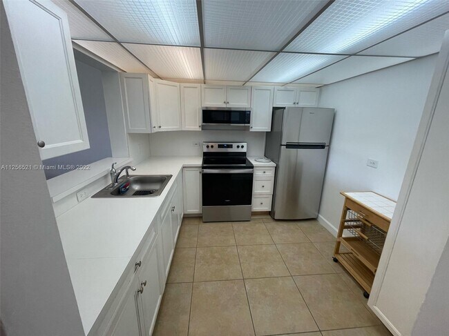 Foto del edificio - 10425 SW 112th Ave