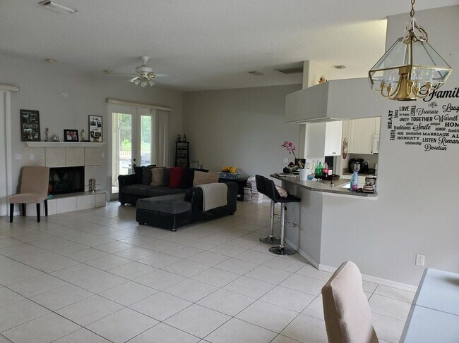 Foto del edificio - 1797 Windbrook Dr