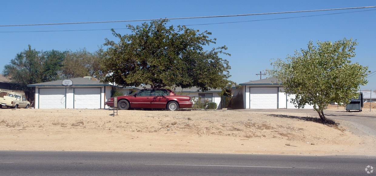15596 Mojave Dr, Victorville, CA 92394 Apartments in Victorville, CA