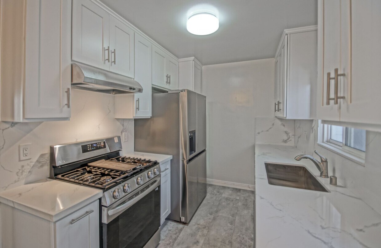 Foto principal - Remodeled & Incredibly Charming, 1BR1BA No...