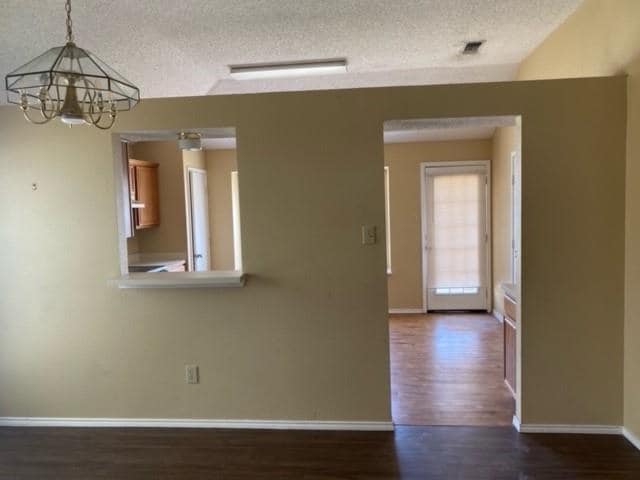 Building Photo - 1222 Rosewood Ln