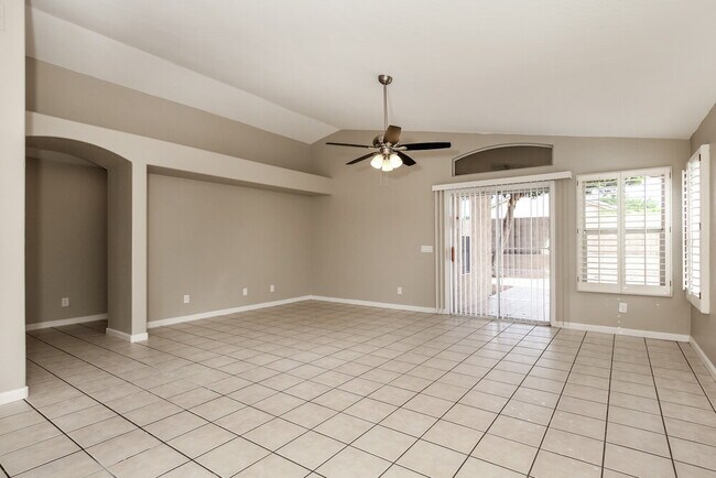 Foto del edificio - 17409 N 20th St