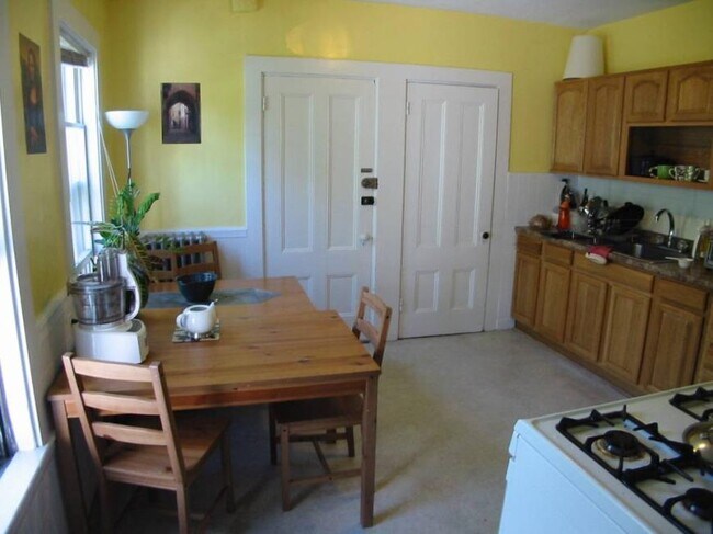 Foto del edificio - 3.0 bedroom in Cambridge Massachusetts 02138