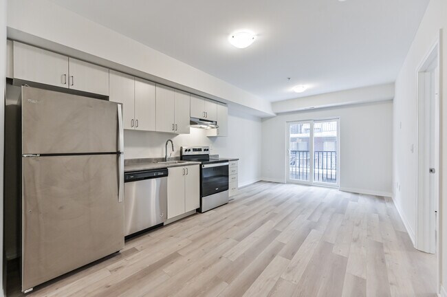 Photo du bâtiment - 8010 Kipling Ave