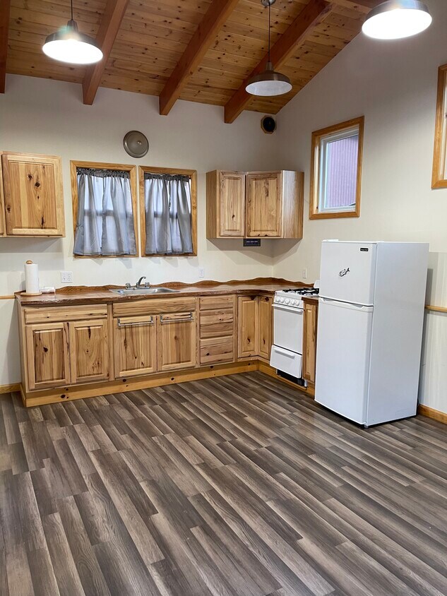 Foto del edificio - 18585 Montevina Rd