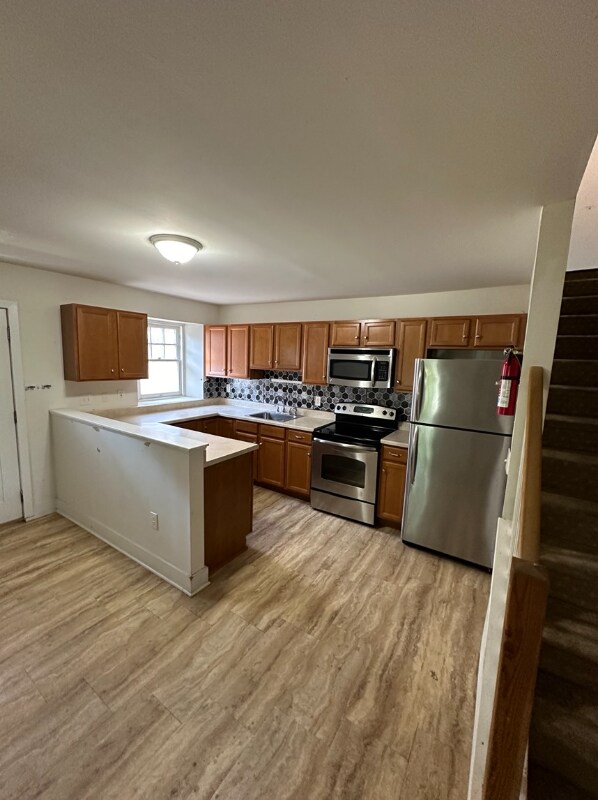 49 S 5th Ave Unit 2, Coatesville, PA 19320 Room for Rent in