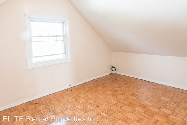 Building Photo - 4 br, 2 bath House - 7000 Wayne