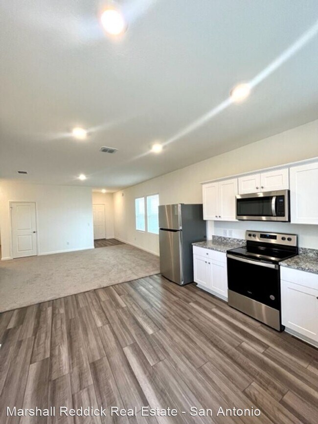 Foto del edificio - 3 br, 2 bath House - 7541 Boa Hollow