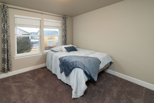 Foto del edificio - CHECK OUT THIS BEAUTIFUL HOME IN SUNRISE M...