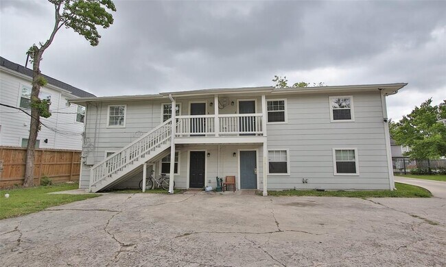 Building Photo - 6726 Burkett St.