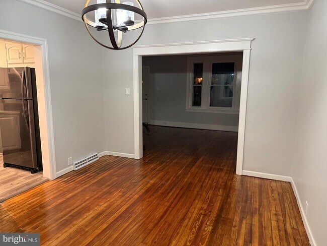 Foto del edificio - 399 Sunset Rd