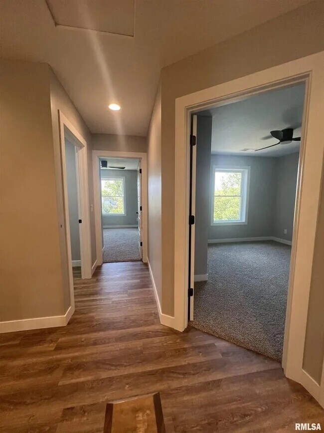 Foto del edificio - 5246 Pandit Dr