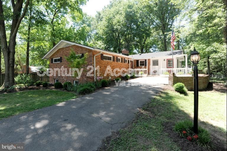 Primary Photo - 4311 Ferry Landing Rd