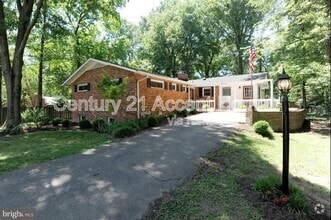 Building Photo - 4311 Ferry Landing Rd