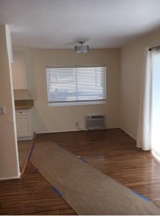 Foto principal - 1045 S Bedford St