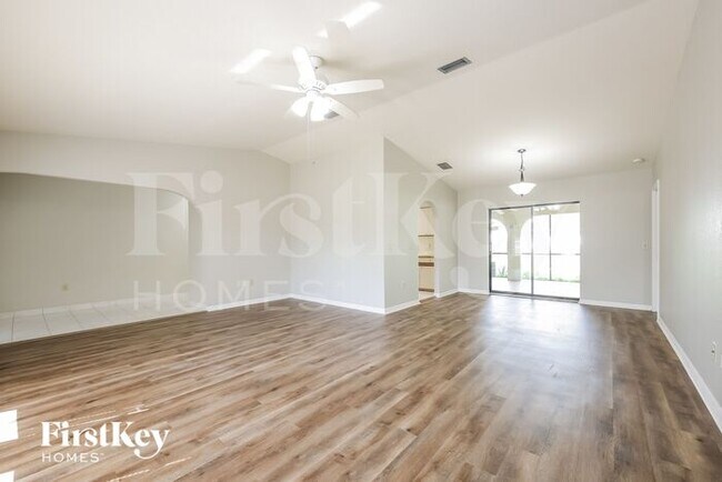 Foto del edificio - 1364 Dorchester St