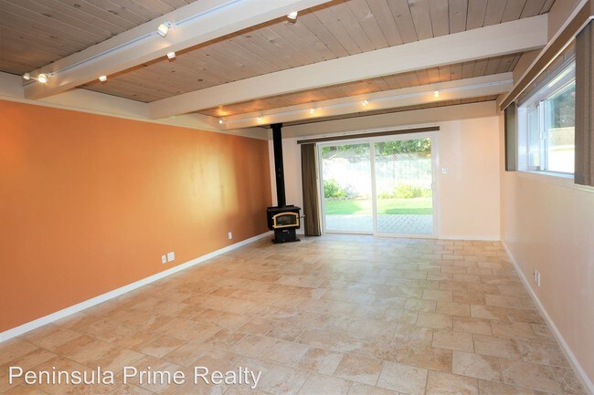 Building Photo - 3 br, 2 bath House - 3932 Casanova Drive
